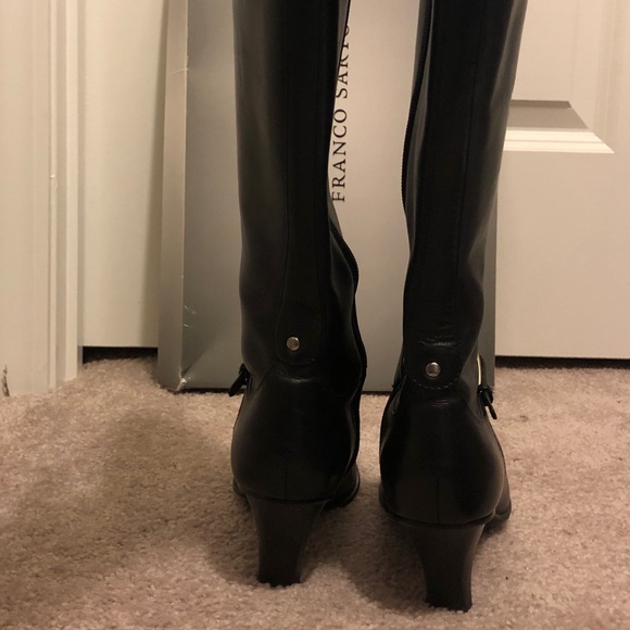 Women’s black leather tall boots with heel - Picture 5 of 8